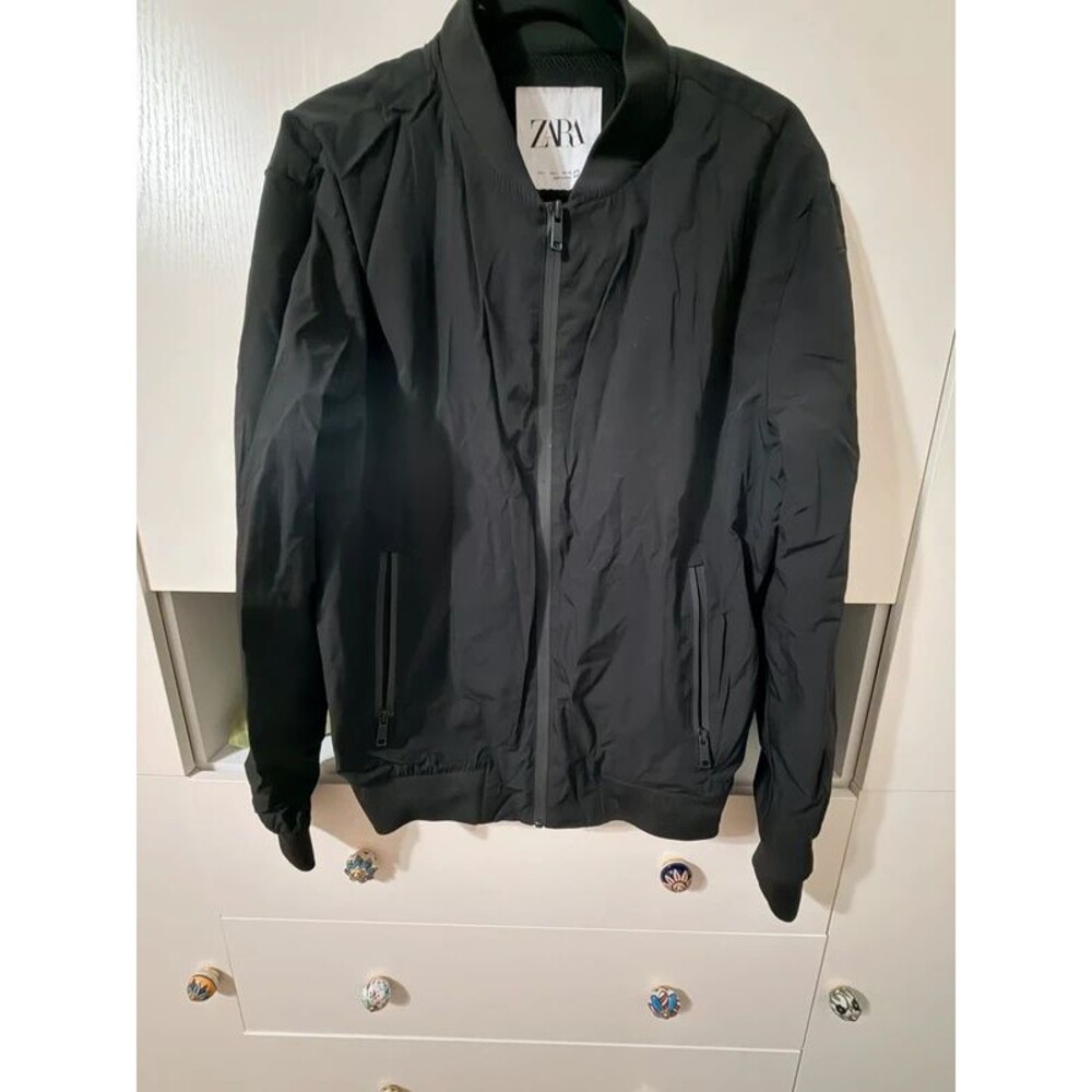 Gorpcore Techwear Minimalist Utility Zara Black Bomber Jacket